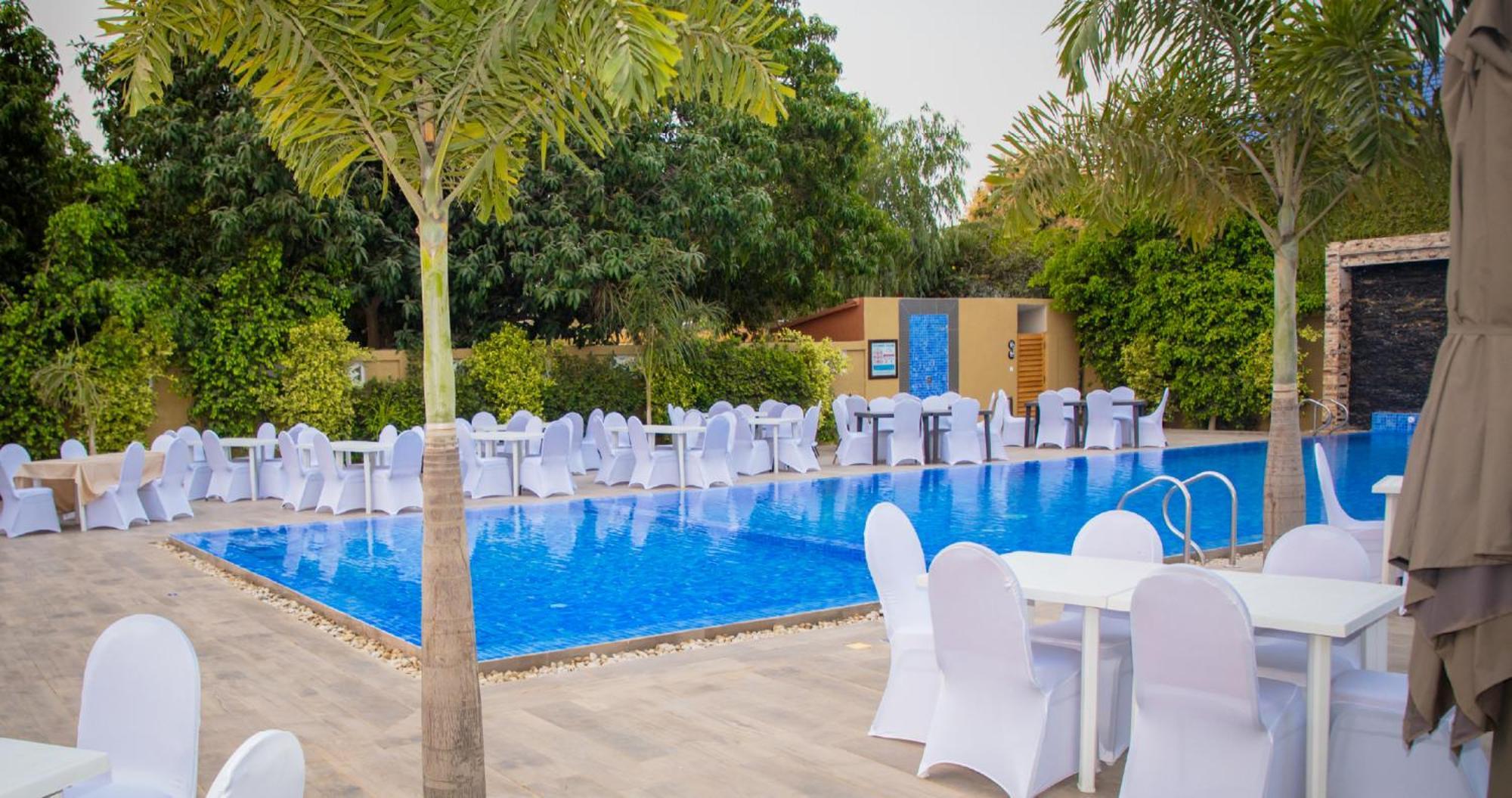 Hotel Du Parc Ngaring Luaran gambar